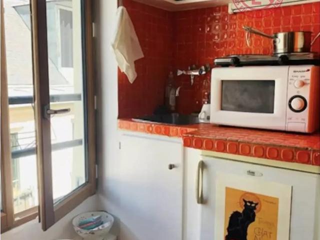 Paris 6ème L'Hirondelle Gît Le Coeur Studio 13,55m2