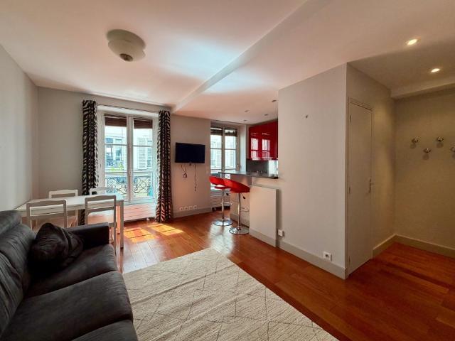 PARIS 75007