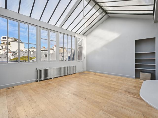 PARIS 75009 Appartement 101 m² 5 000€