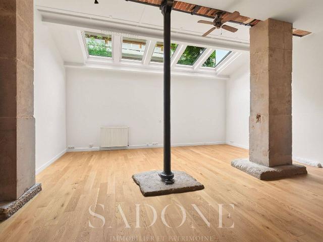 PARIS 75011 Appartement 4 pièce s 106.71 m2