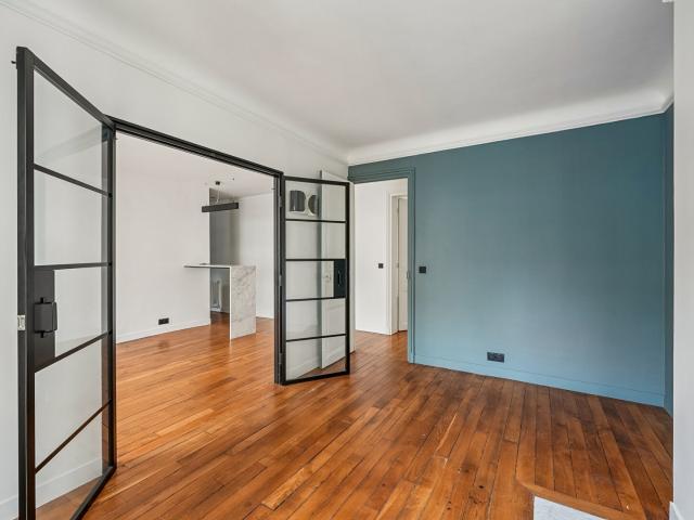 PARIS 75017 Appartement 51.96 m² 2 300€