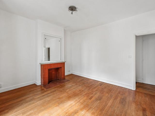 PARIS 75015 Appartement 40 m² 1 950€