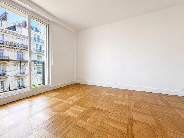 Paris 75016