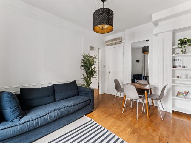PARIS 75016 Appartement 48.69 m² 1 825€