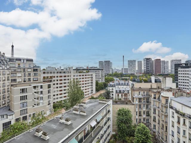 Paris 75016 Passy Appartement de 110m2 traversant avec balco. 110m² Paris 16ème
