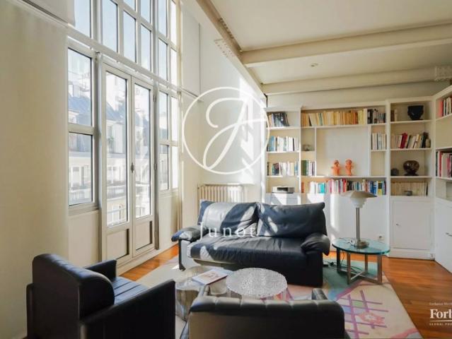 Paris 7e GROS CAILLOU / MONTTESSUY Duplex 3 pièces 65,05m² Carrez 1/2 chambres Balcon