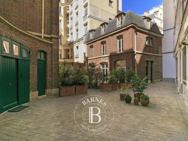 Paris 7ème, Maison 5 Chambres 157 m² en location