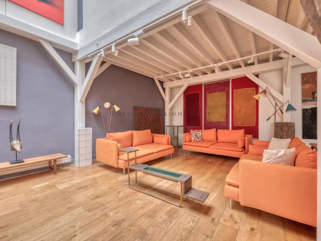 Paris 7éme Loft 241 m²