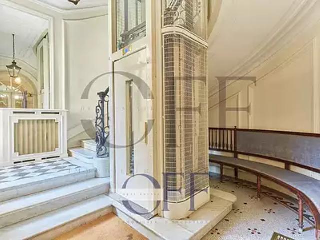 Paris 7ème 75007 Achat / Vente appartement 2 pièces t2 au dernier étage