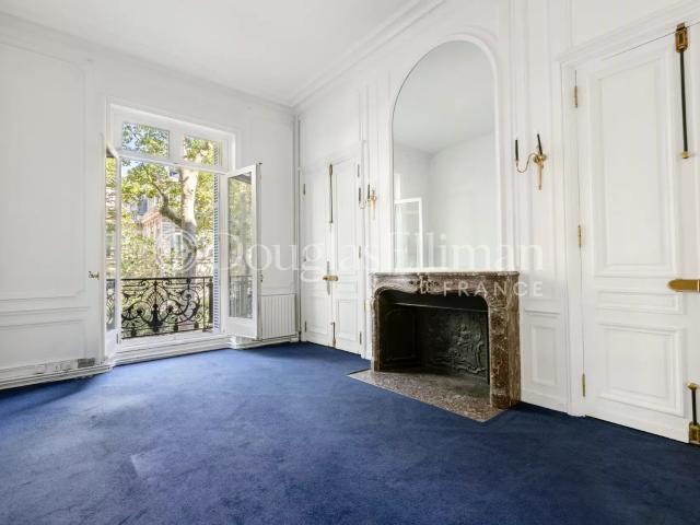 Paris 8e Parc Monceau / Avenue Van Dyck 371m² Paris 8ème