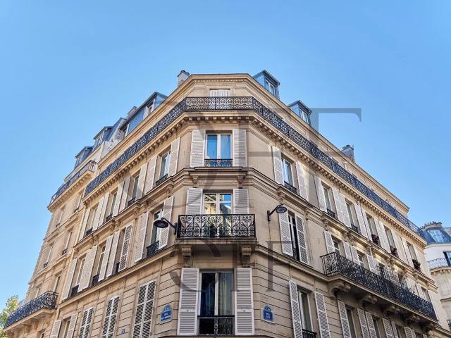 75008 Paris 2 chambres Saint Augustin