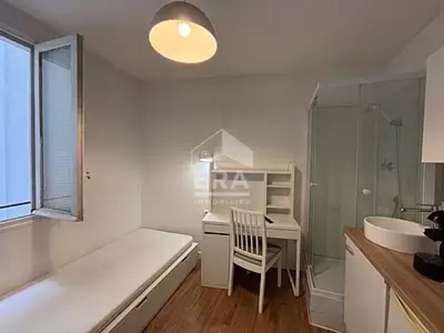 Paris 8ème 75008 Location appartement 1 pièce t1