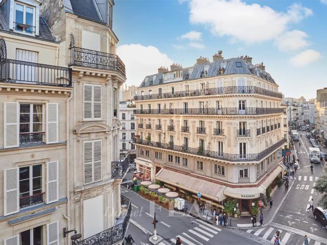Paris 9e Faubourg Montmartre, 3 chambres 117m² Paris 9ème