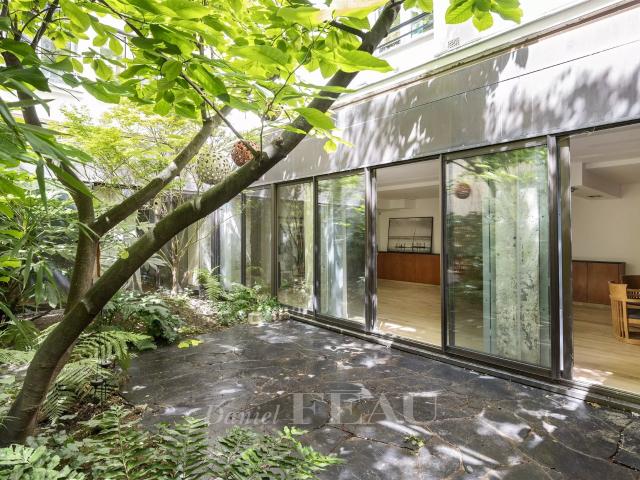 Paris 9e Rez de jardin proche Trudaine 210m² Paris 9ème