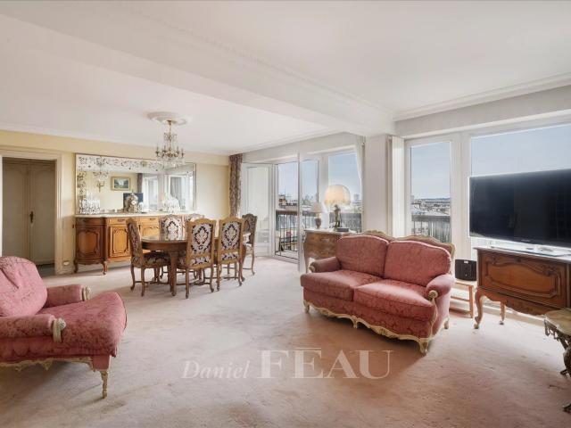 Paris 9e Rochechouart/Place Turgot Etage élevé aux vues. 102m² Paris 9ème
