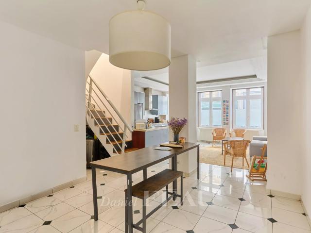 Paris 9e Rue Jean Baptiste Pigalle Duplex, 3 chambres 114m² Paris 9ème