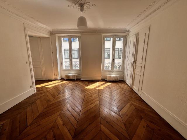 Paris 9ème, Trinité, 3 Pièces de 72,70 m²: PARIS 9ème 75009 72.70 m² | GTF Location