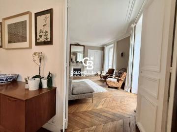 Paris 9ème: village des Martyrs appartement 4 pièces 103m2