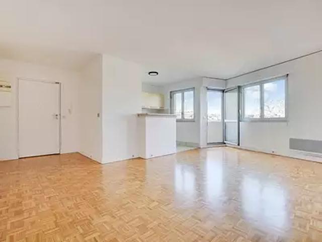 Paris 13ème 75013 Achat / Vente appartement 2 pièces t2 au dernier étage balcon