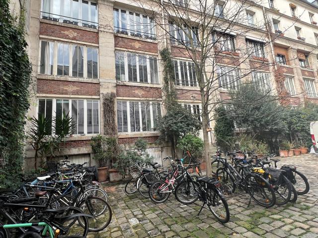 PARIS 11 LEDRU ROLLIN SOUS SOL 43m2