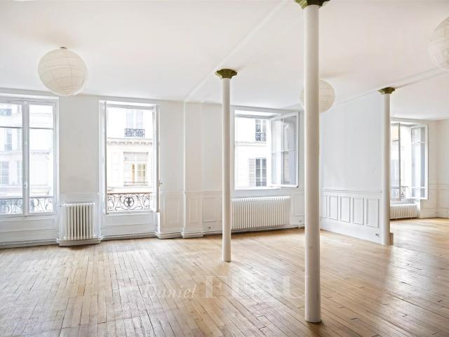 Paris 11e: Amelot Beaumarchais 148m² Paris 11ème