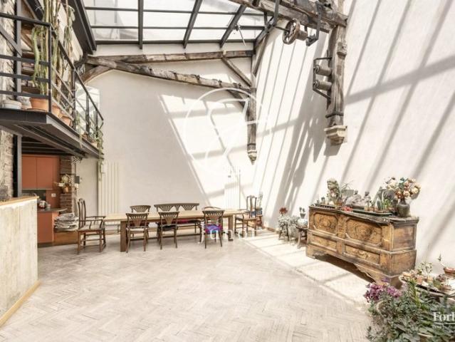 Paris 11e ROQUETTE / LEON BLUM Loft 5 pièces 180,53m² habitables 2/3 chambres 7m de hauteur sous plafond