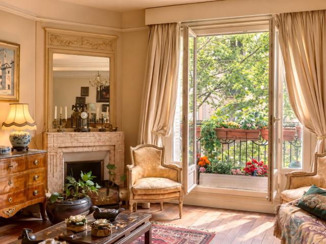 Paris 11e Village Faidherbe Appartement 96 m2 avec deux balc. 96m² Paris 11ème