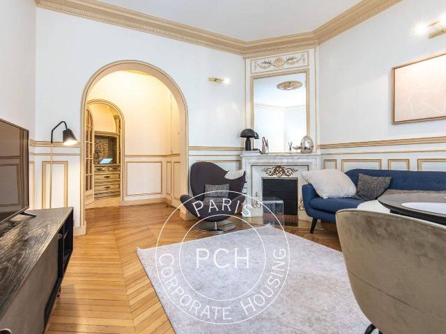 Paris 17e, 2 pièces meublé