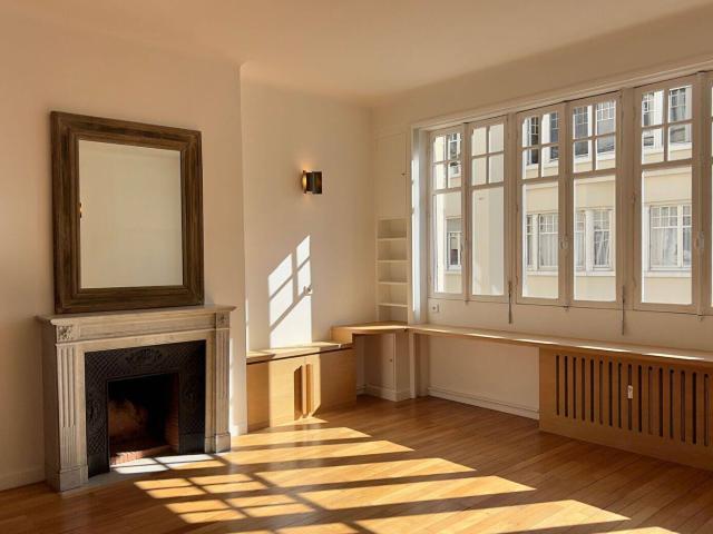 Très bel appartement 4 pièces meublé 94 m² Paris 17e