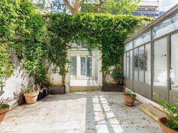 Paris 17e Plaine Monceau / Villers / Malesherbes À deux. 401m² Levallois Perret