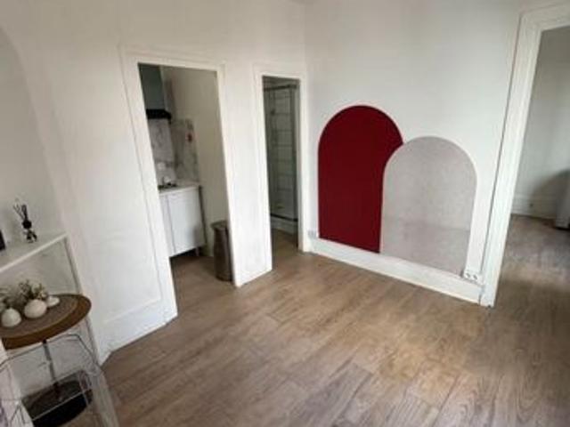 Paris 15e – Boulevard de Grenelle – 2 pièces 28 m²