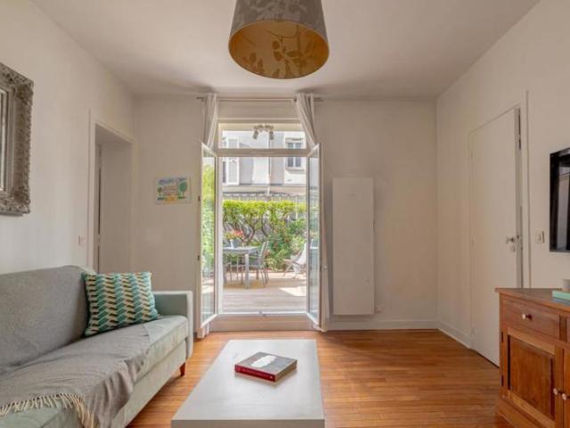 PARIS 16 EOILE/FOCH 2 PIECES 43 M² AVEC TERRASSE ARBOREE