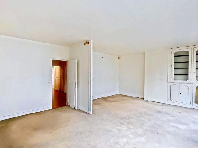 Paris 16 La Muette / Passy 4 pièces à rénover avec vue j. 100m² Paris 16ème