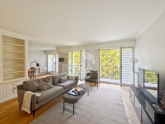 Paris 16e Passy| Élégant appartement meublé avec balcons
