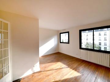 Paris 16ème • 82.49 m • 2 246 CC € / Mois