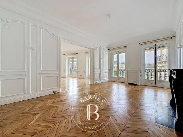 Paris 16ème, Appartement 4 Chambres 315 m² en location