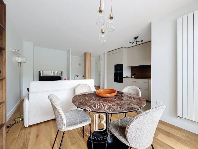 Paris 16ème, Appartement 1 Chambre 53 m² en location