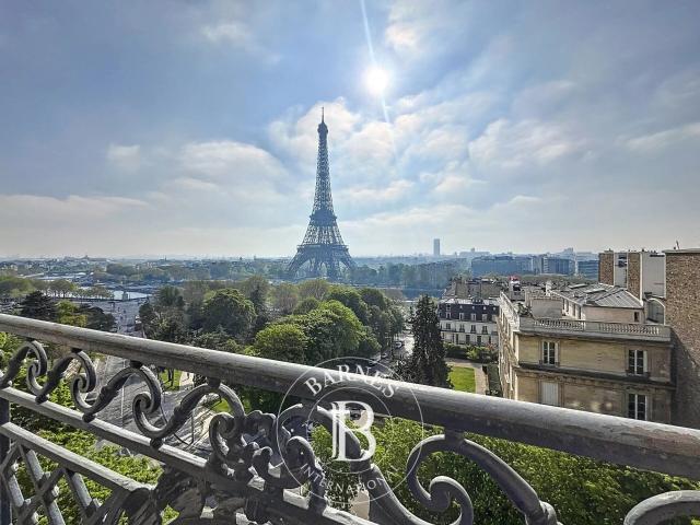 Paris 16ème, Appartement 3 Chambres 289 m² en location