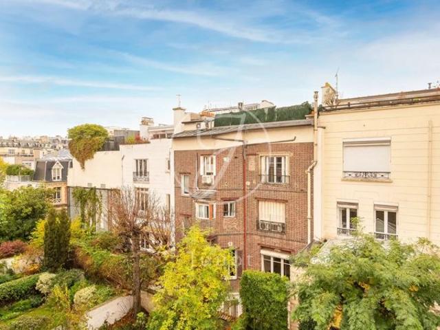 Paris 16ème LA MUETTE Hôtel particulier à vendre 8 pièces 336m² 6 chambres