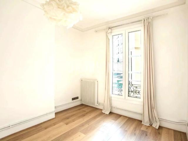 Paris 18 Custine Montmartre 38m² Paris 18ème