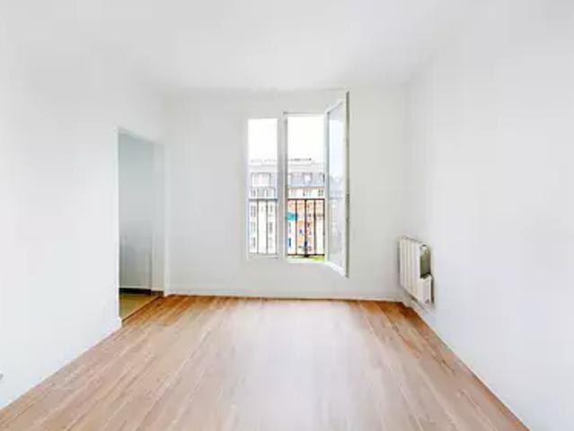 Paris 18ème 75018 Achat / Vente appartement 1 pièce t1 au dernier étage