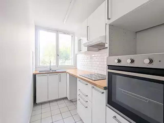 Paris 18ème 75018 Location appartement 3 pièces t3