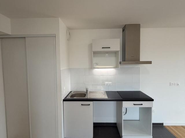 Paris 19°, appartement 2 pièces avec terrasse