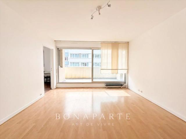 PARIS 19ᵉ Studio avec terrasse de 11 m² 31m² Paris 19ème