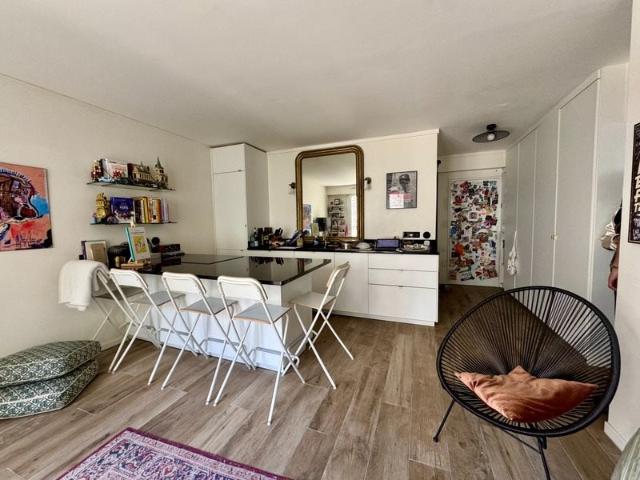 Paris 19e – Laumière – Lumineux 2 pièces de 41 m² au calme s. 41m² Paris 19ème