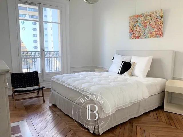 Paris 19ème, Appartement 1 Chambre 73 m² en location