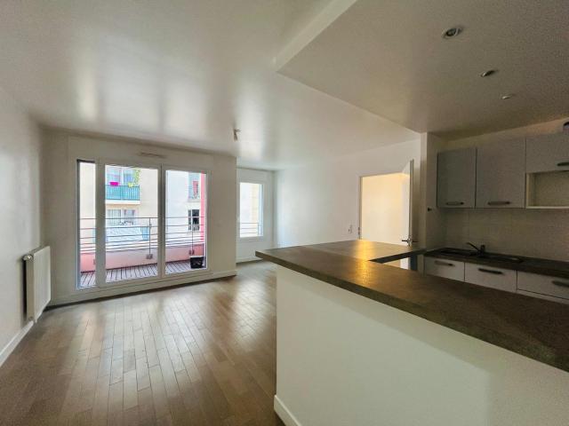 PARIS 19ème ' Superbe appartement de 2 pièces dans résidence récente '