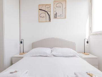 Paris 19th: Bright and amazing apartment, Paris Amsterdam Apartments for Rent