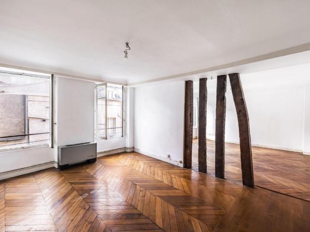 PARIS 1er. 160 m2, 4 chambres. A vos pieds, MARCHE SAINT HONORE, PLACE VENDOME, TUILERIES