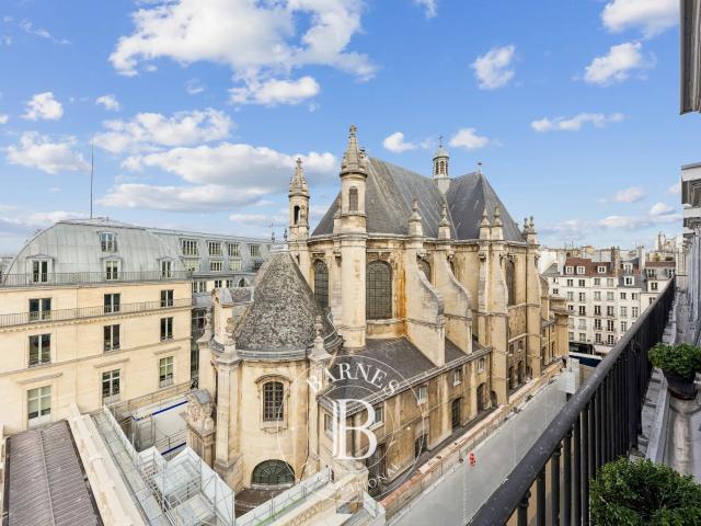 Paris 1er, Appartement 2 Chambres 160 m² en location
